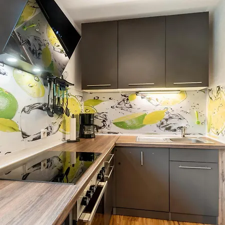 Apartment Hof Helmenhube 2 *